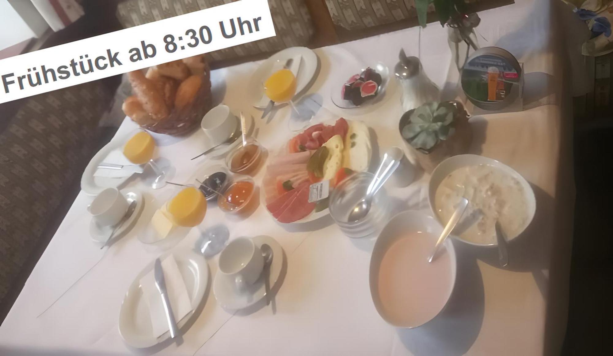 Gasthaus Zum Kreuz กราเฟินเฮาเซน ภายนอก รูปภาพ